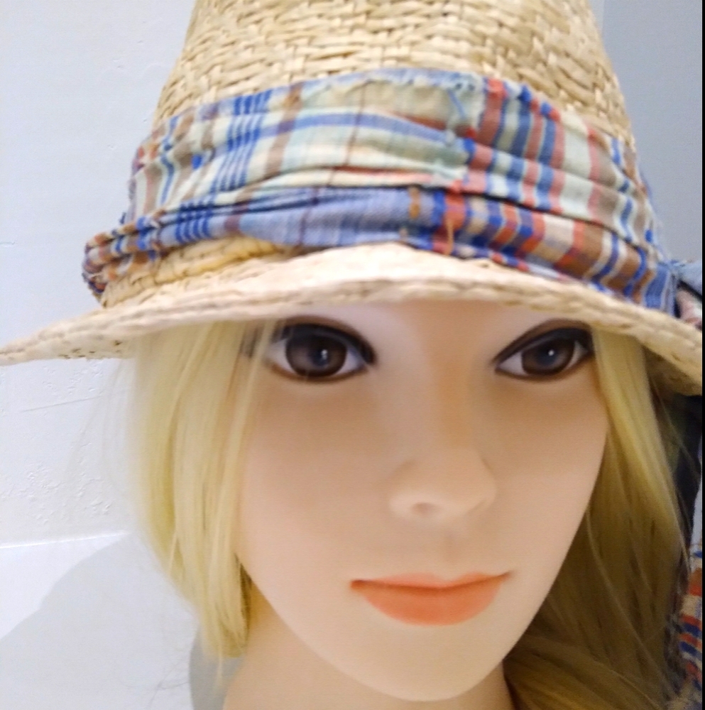 Beautiful hat M/L - Picture 2 of 4